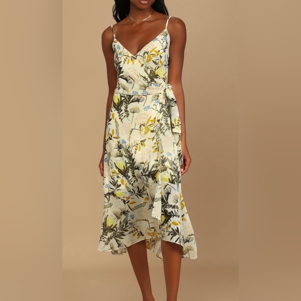 Lulus midi wrap dress Large NWOT